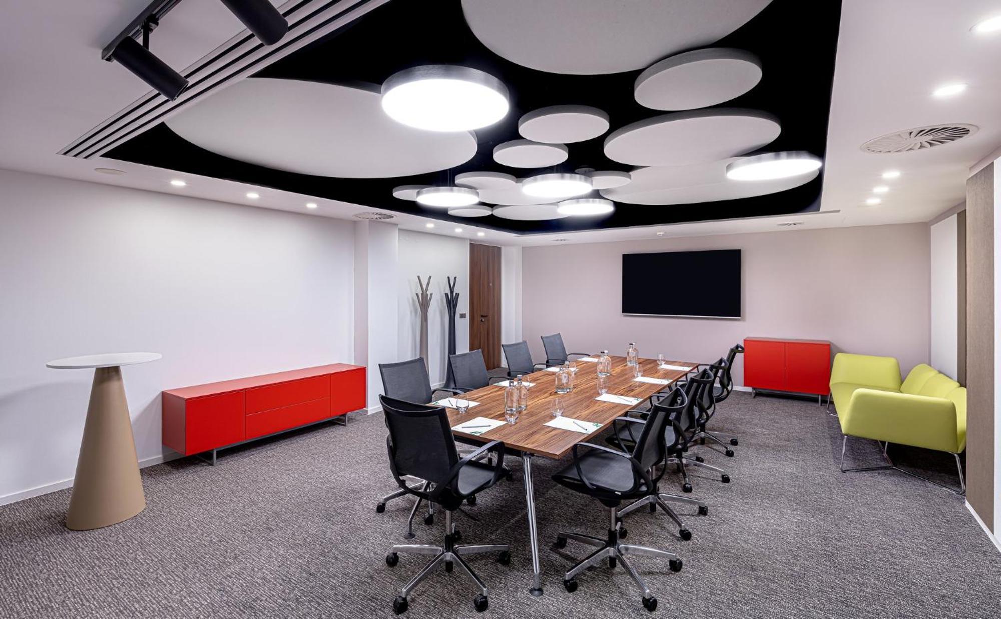 Holiday Inn Prague By Ihg Eksteriør bilde